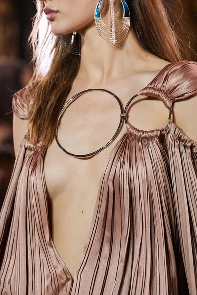 Look 171